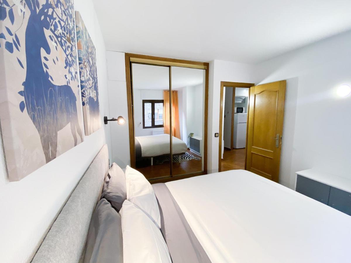 Apartamento Encamp Centro - A Pie De Todo - Ideal Parejas Buitenkant foto